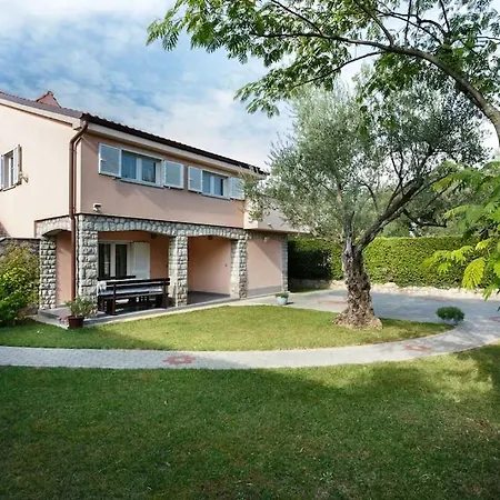 Premium Apartment Near Center And Beach With Parking Krk Town Exterior foto